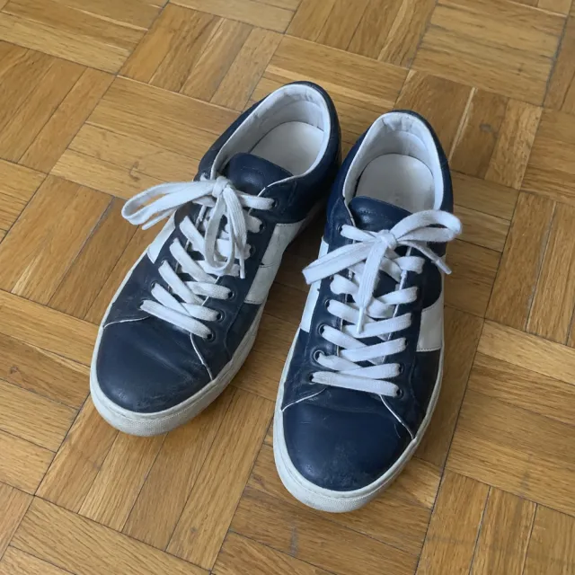 Navy canvas trainers